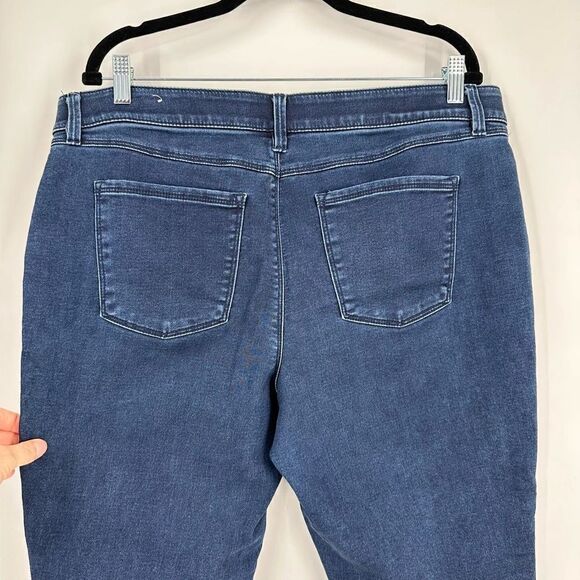 Soma Women's Mid-Rise Velvet Tuxedo Stripes Ankle Crop Jeans Blue Denim Size XL - Picture 5 of 10